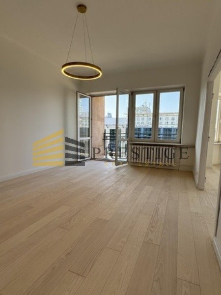 Polecam prestiżowy lokal 82 m² w kamienicy przy Alejach Jerozolimskich Warszawa, Śródmieście, Śródmieście Północne  82m2 Foto 1