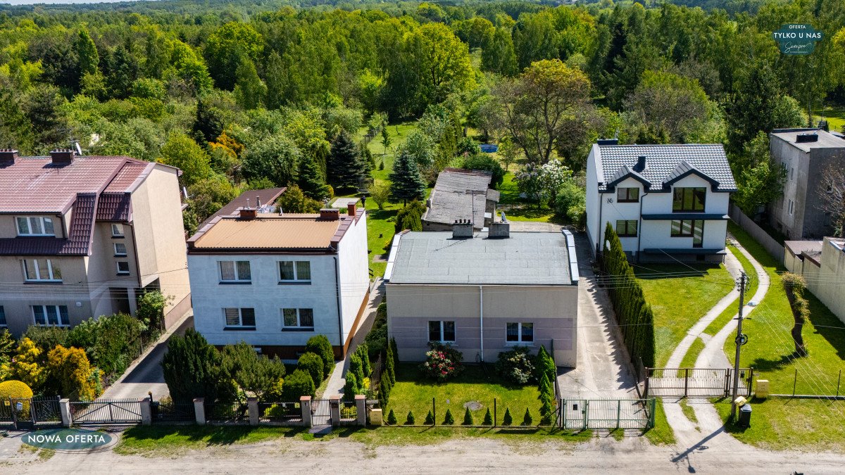 Przestronny dom z dużą działką (2089 m²) i garażami w Zgierzu Zgierz, Rudunki, Przedwiośnie  195m2 Foto 1