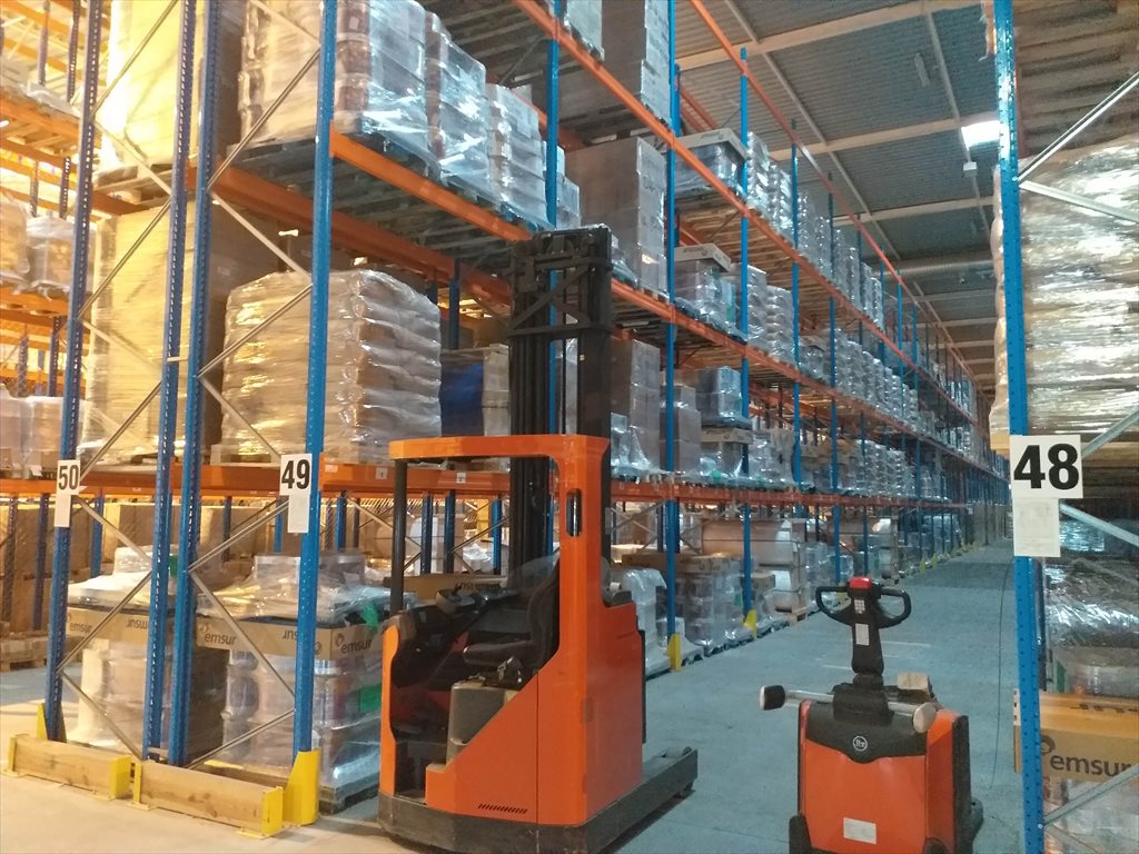 Lokal użytkowy na wynajem Sieradz 5 987m2 Foto 1 Lokal użytkowy na wynajem Sieradz 5 987m2 Foto 1