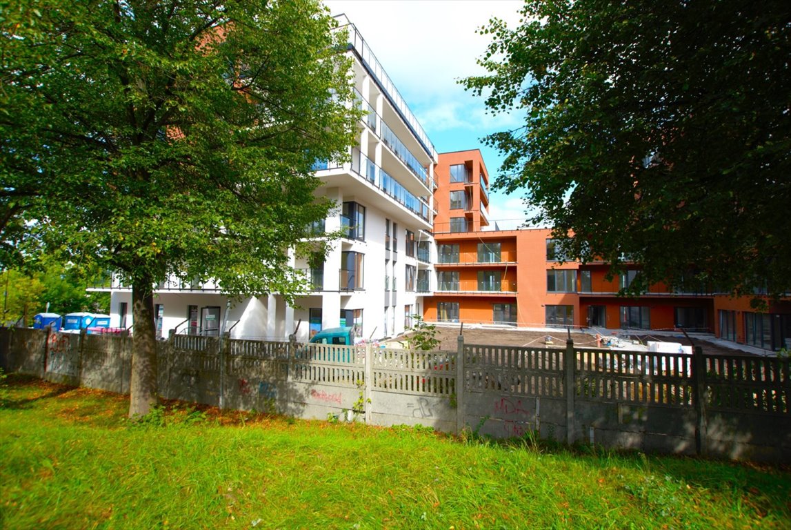 Mieszkanie czteropokojowe  na sprzedaż Kielce, Czarnów  66m2 Foto 4
