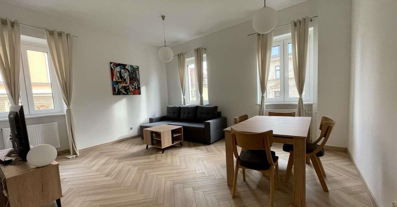 Mieszkanie dwupokojowe na wynajem Wrocław, Stare Miasto, ul. Karola Szajnochy  56m2 Foto 1