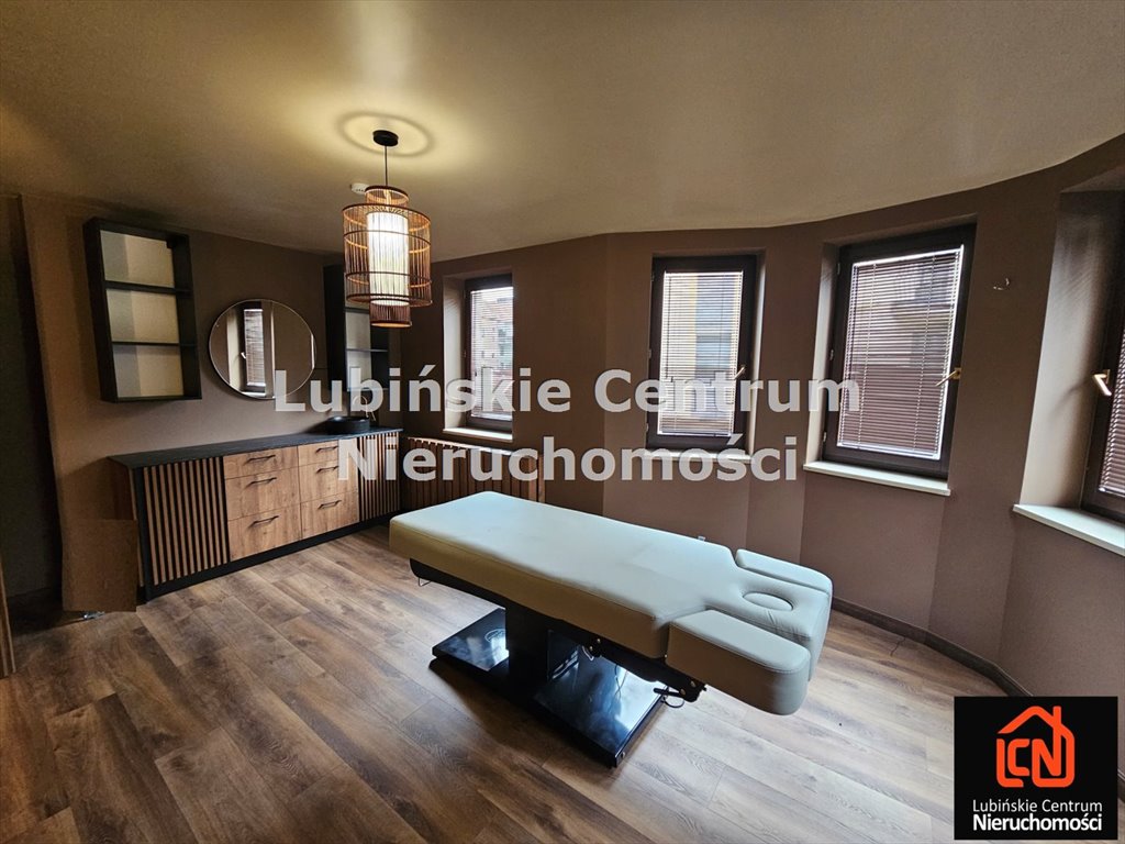 Na wynajem przestronny lokal usługowy 55 m² w Głogowie Głogów, Stare Miasto  55m2 Foto 1
