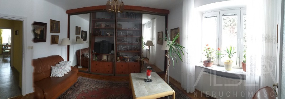 Do sprzedania przestronne 2-lokalowe domy 400 m² w Warszawie Warszawa, Mokotów Służew, Wernyhory  400m2 Foto 1