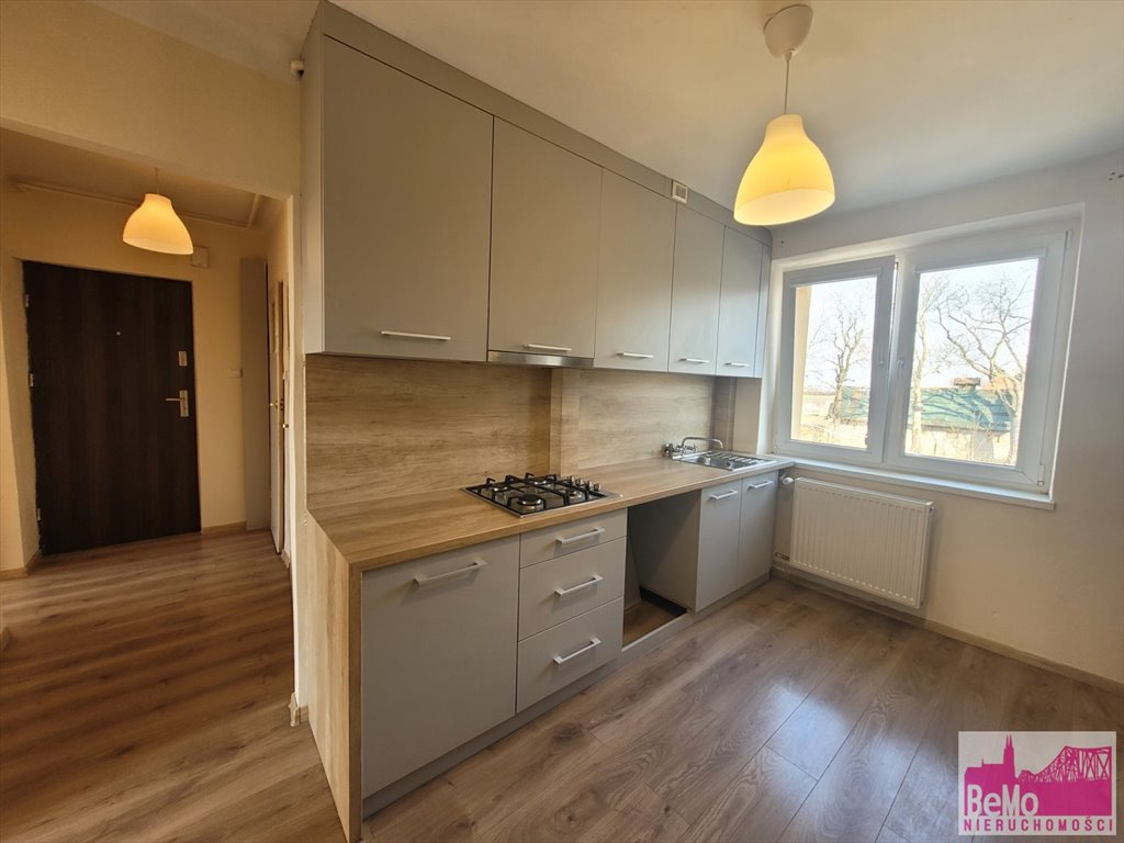 Mieszkanie dwupokojowe na sprzedaż Brześć Kujawski  52m2 Foto 1