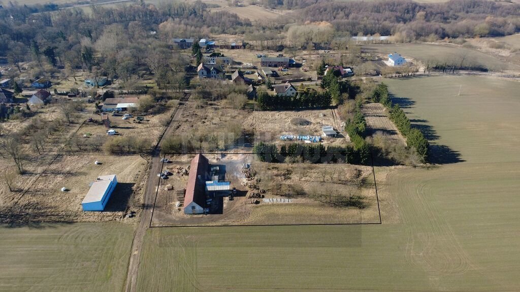 Duża działka 5400 m² z budynkiem do remontu i dużym potencjałem Dzikowo  5 400m2 Foto 1