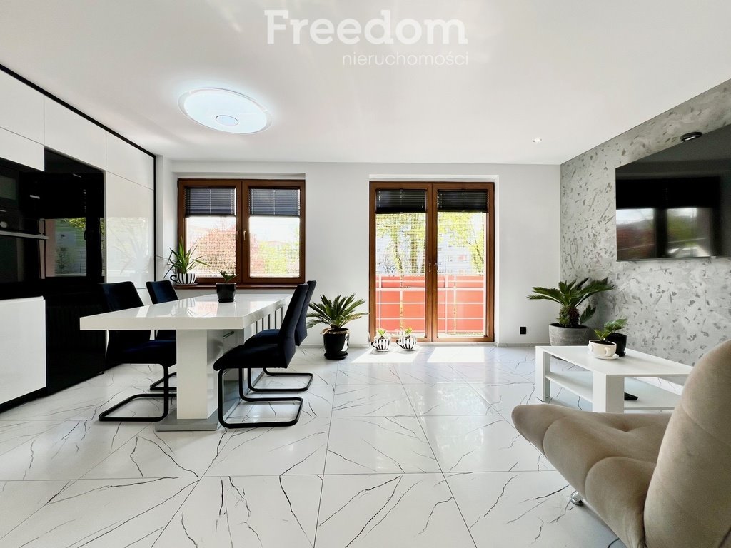 Mieszkanie dwupokojowe na sprzedaż Sosnowiec, Kopalniana  47m2 Foto 1