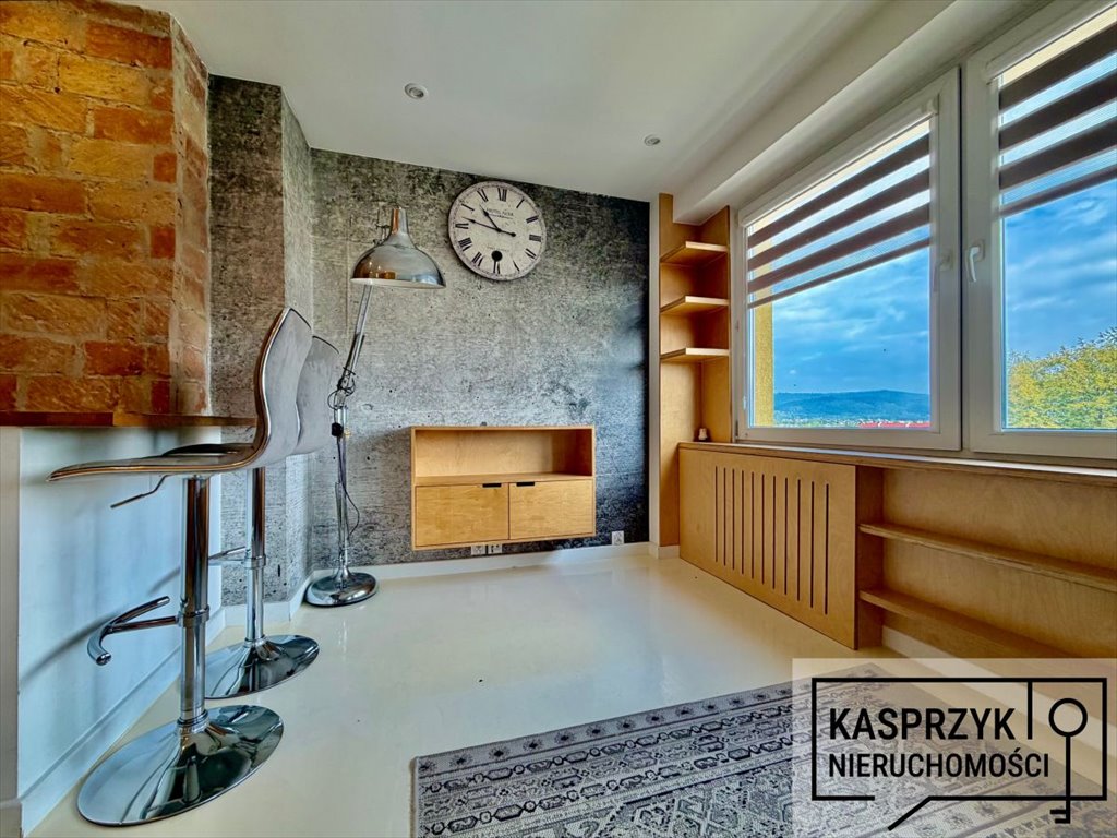 Polecam nowoczesną kawalerkę 23,32 m² po remoncie w Sanoku Sanok, Wolna  23m2 Foto 1