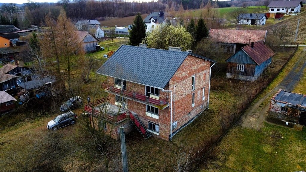 Dom do remontu z dużą działką (32 ar) i pięknym widokiem Łękawica  147m2 Foto 1