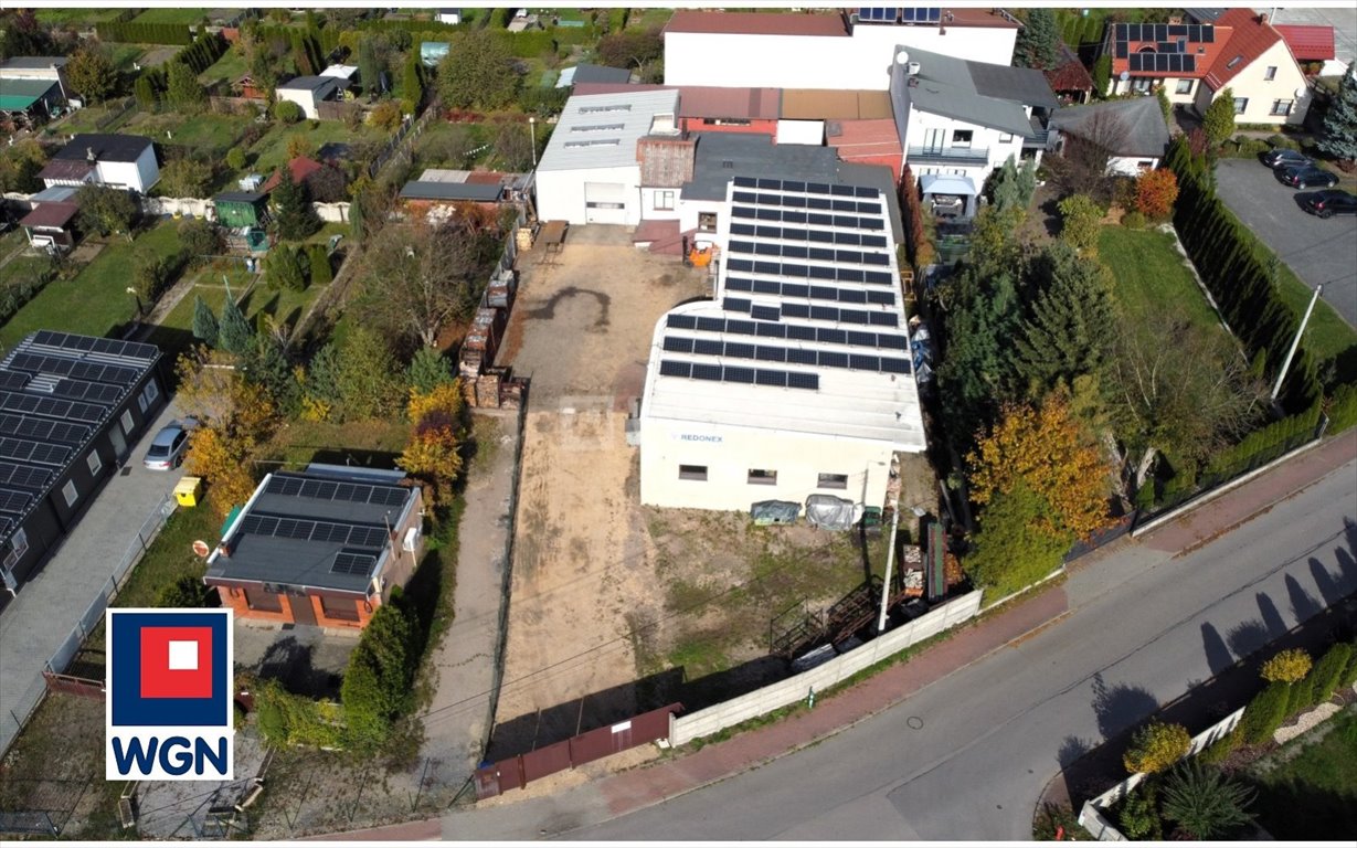 Dochodowa firma produkcyjna z pełnym wyposażeniem i bazą klientów Blachownia, Parkowa  871m2 Foto 1