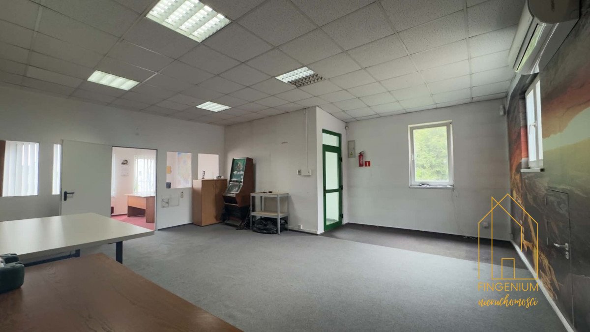 Przestronny lokal 140 m² z biurem i parkingiem (Bemowo) Warszawa, Bemowo, Fortuny  140m2 Foto 1