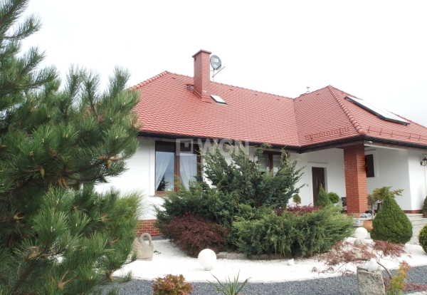 Dom na sprzedaż Suchy Dwór, Suchy Dwór, Suchy Dwór 340m2 Foto 1 Dom na sprzedaż Suchy Dwór, Suchy Dwór, Suchy Dwór 340m2 Foto 1