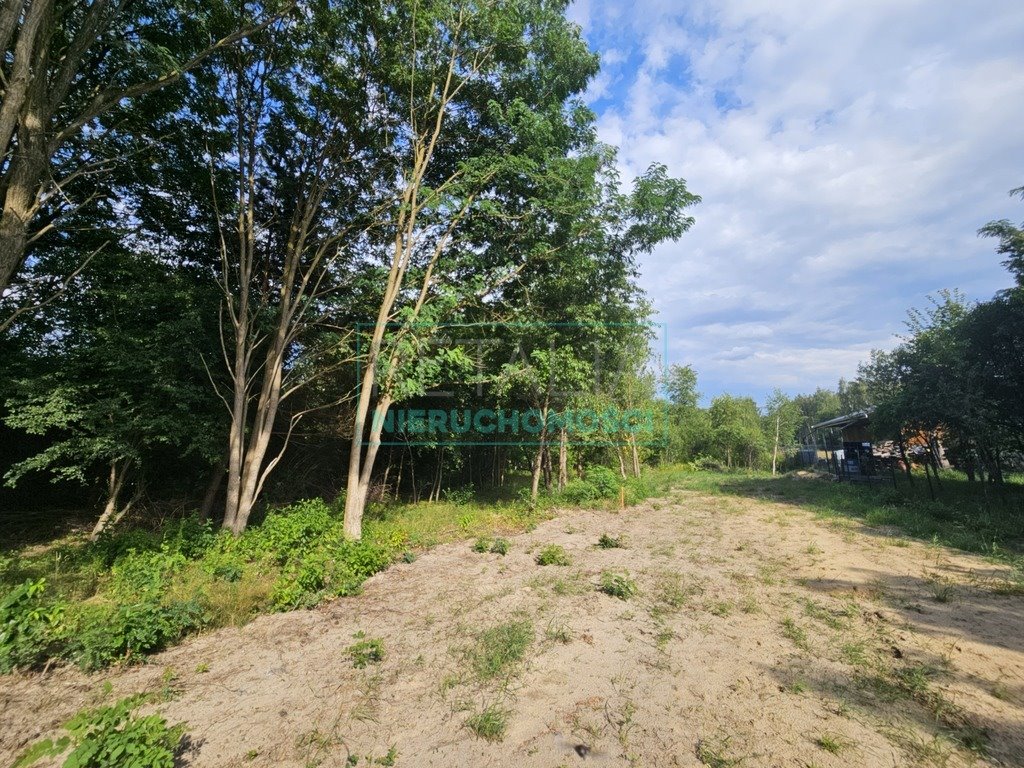 Działka budowlana na sprzedaż Musuły  1 000m2 Foto 1