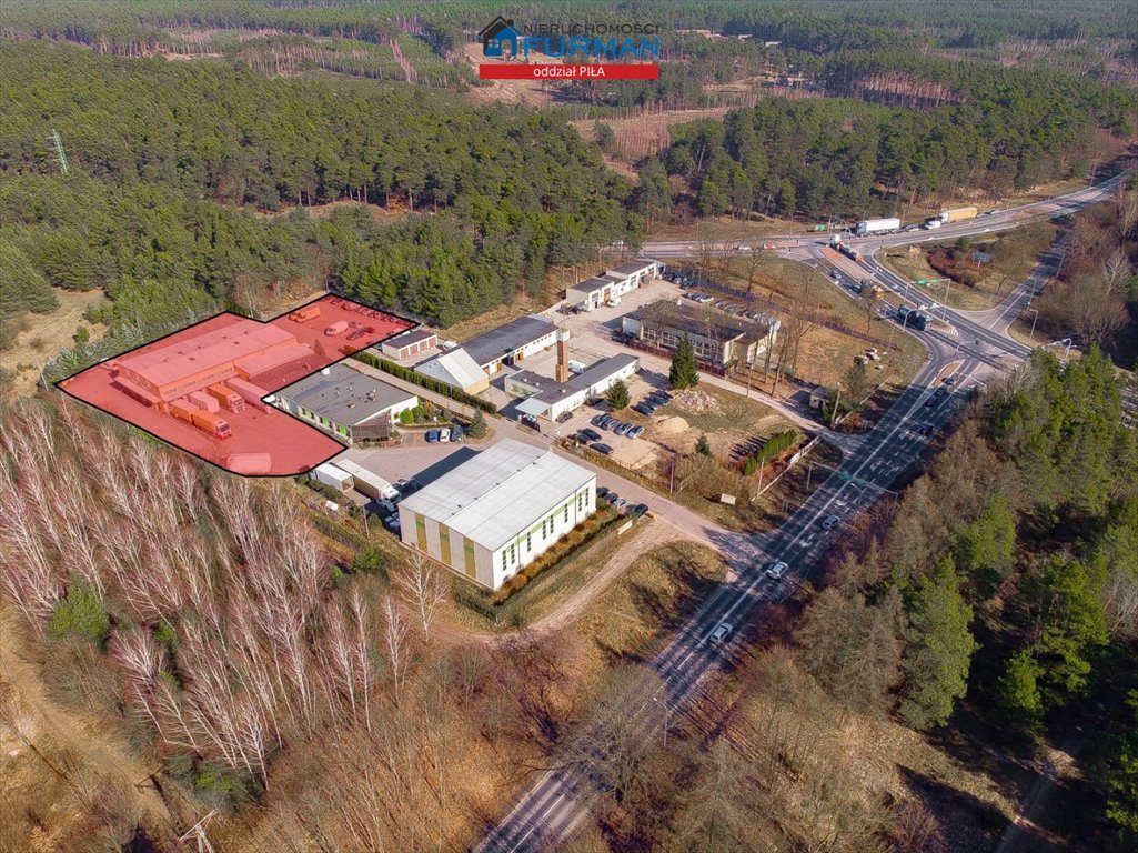 Hala magazynowa z biurami 690 m² Piła Zamość - parking i rampy Piła, Zamość  880m2 Foto 1