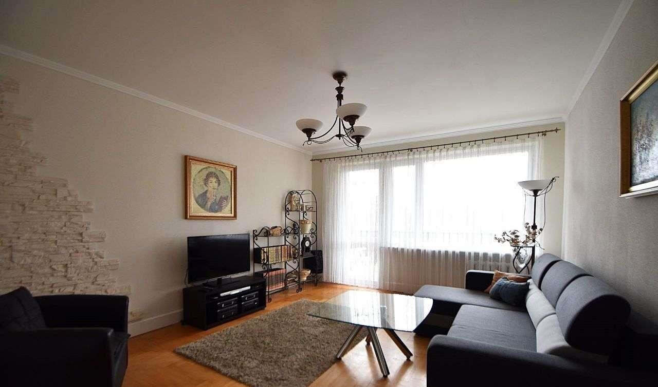 Mieszkanie trzypokojowe na sprzedaż Gdynia, Karwiny, ul. Leopolda Staffa  60m2 Foto 2