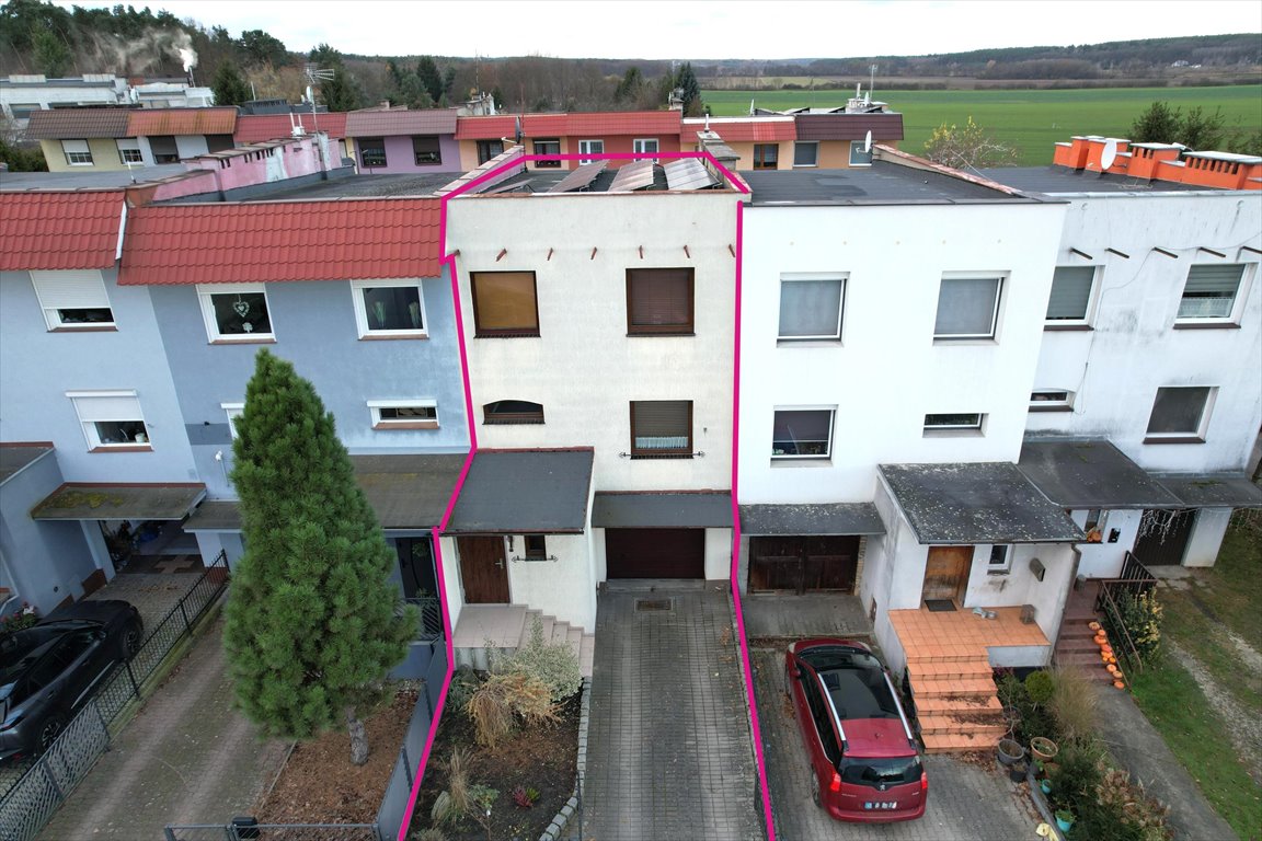 Przestronny dom 180 m² z garażem, tarasem i nowoczesnym ogrzewaniem Chodzież  180m2 Foto 1