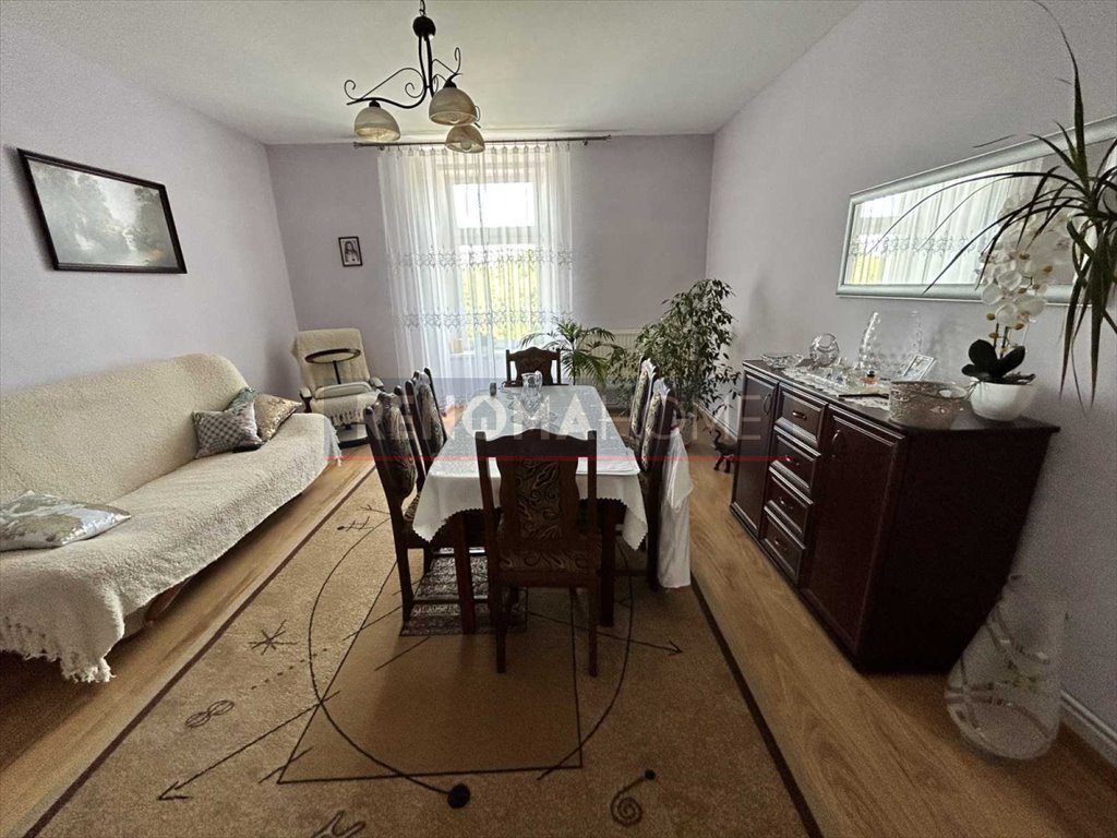 Mieszkanie czteropokojowe  na sprzedaż Henryków  98m2 Foto 1