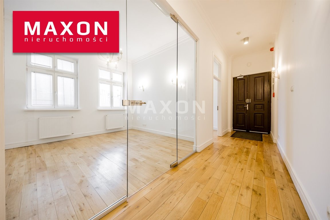 Nowoczesne biuro 164 m2 z 8 gabinetami i klimatyzacją Warszawa, Śródmieście, Wiejska  165m2 Foto 1