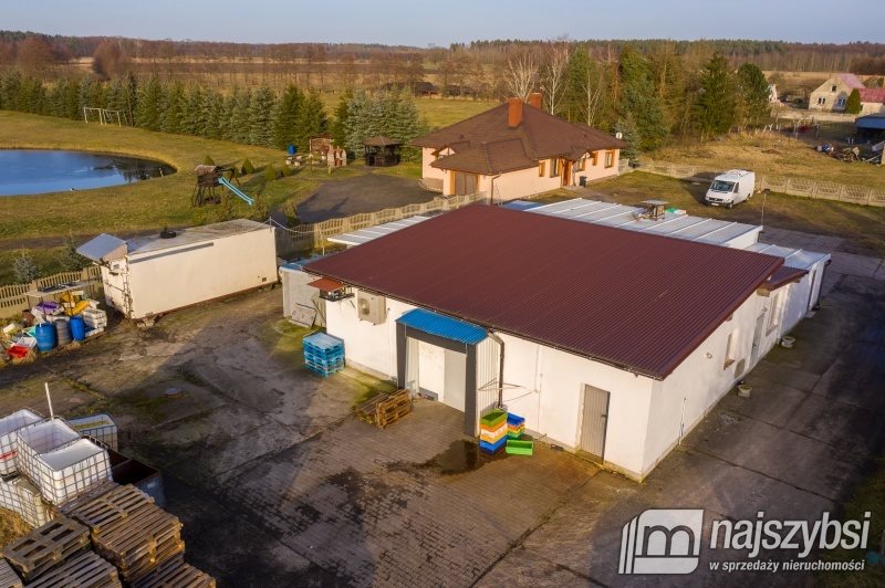 Inwestycyjny obiekt z domem i zakładem rybnym 400 m2 Przybiernów, obrzeża  400m2 Foto 1