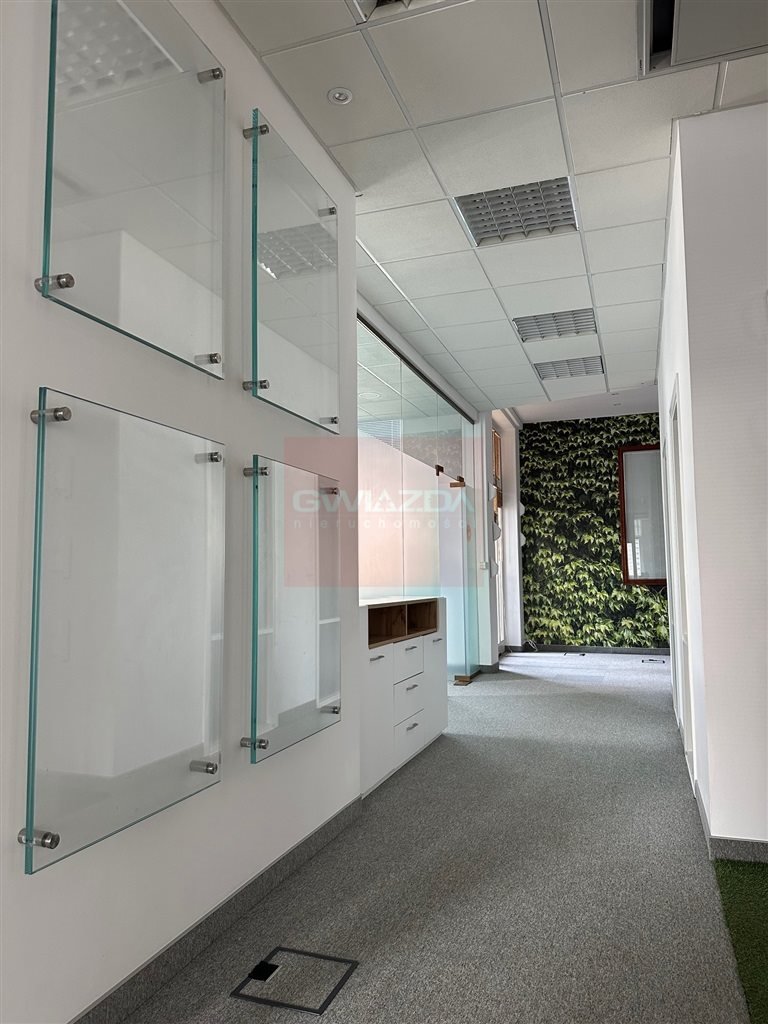 Lokal użytkowy na wynajem Warszawa, Śródmieście  210m2 Foto 1