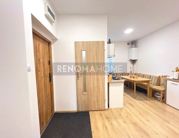 Komfortowe 2-pokojowe mieszkanie 43m² z ogródkiem i parkingiem Wałbrzych  43m2 Foto 1