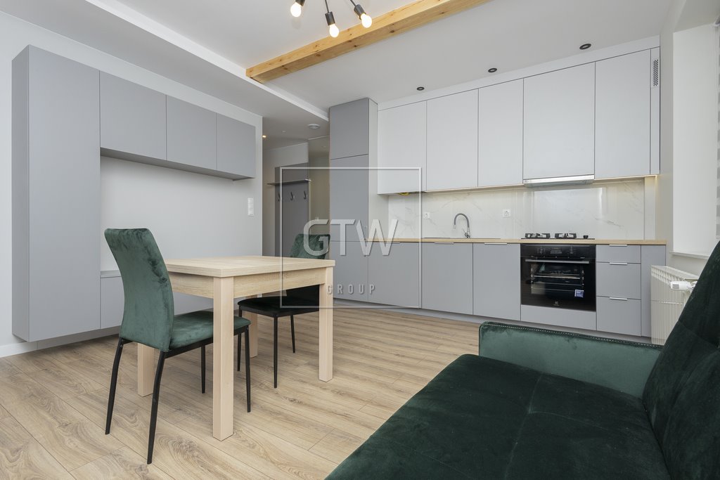 Przytulne 2-pokojowe mieszkanie w kamienicy, brak czynszu admin! Grójec, Środkowa  33m2 Foto 1