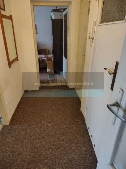 Przestronne 3-pokojowe mieszkanie do remontu z balkonem i piwnicą Legionowo  46m2 Foto 1