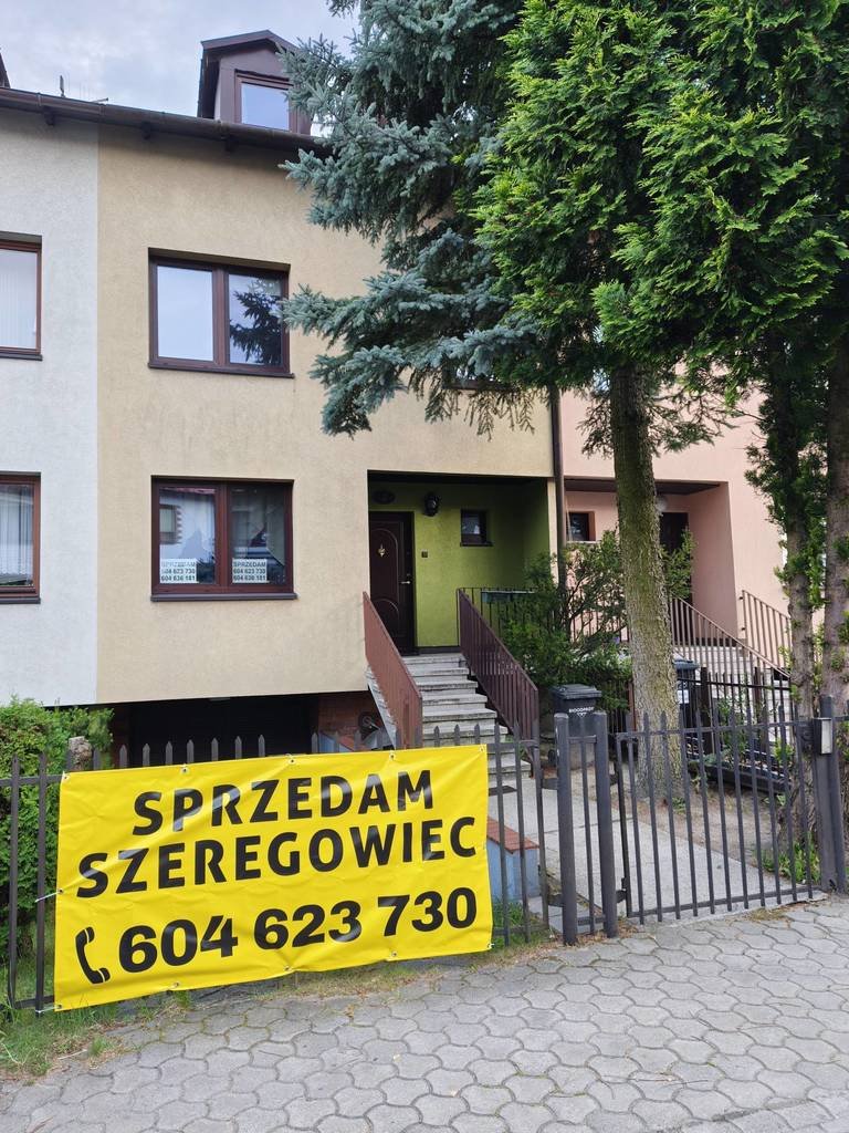 Dom szeregowy 130 m² z ogródkiem, garażem - polecam!: Częstochowa: por. Hieronima Dudwała