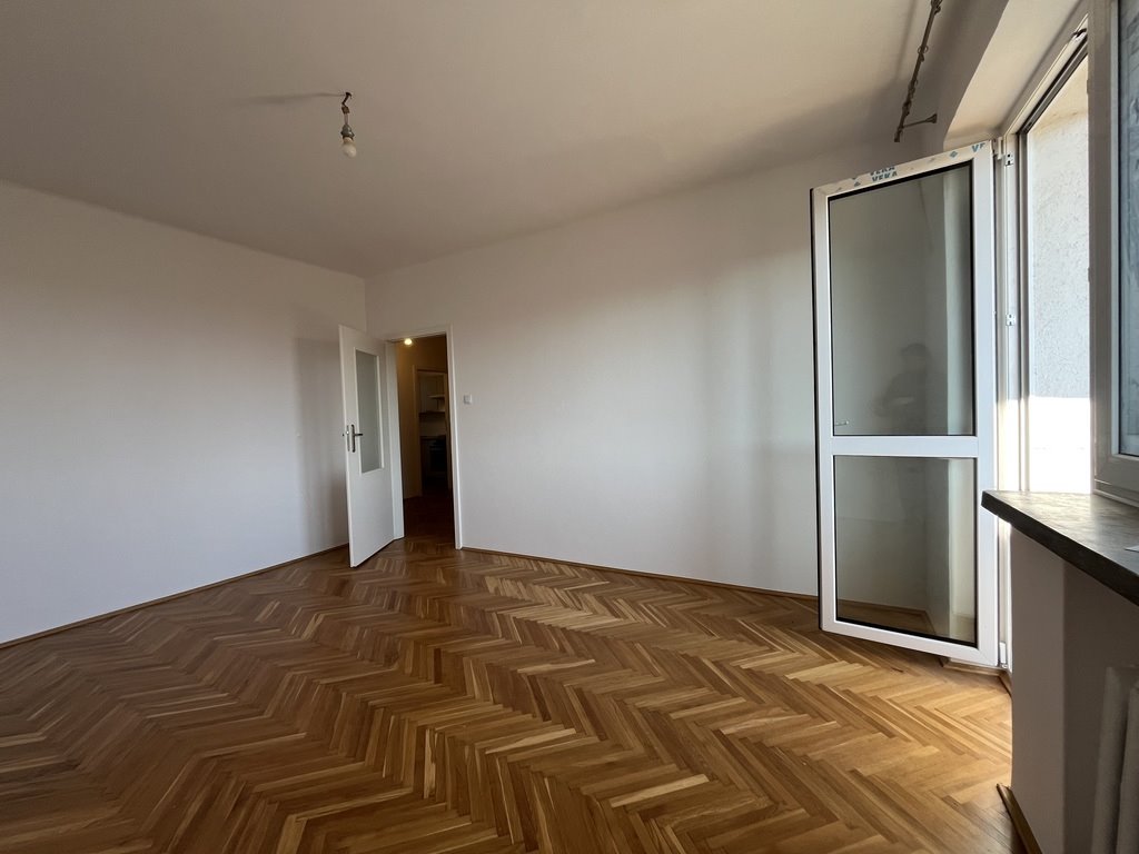 Polecam komfortowe 3-pokojowe mieszkanie z balkonem i garażem Nałęczów, Wacława Lasockiego  64m2 Foto 1