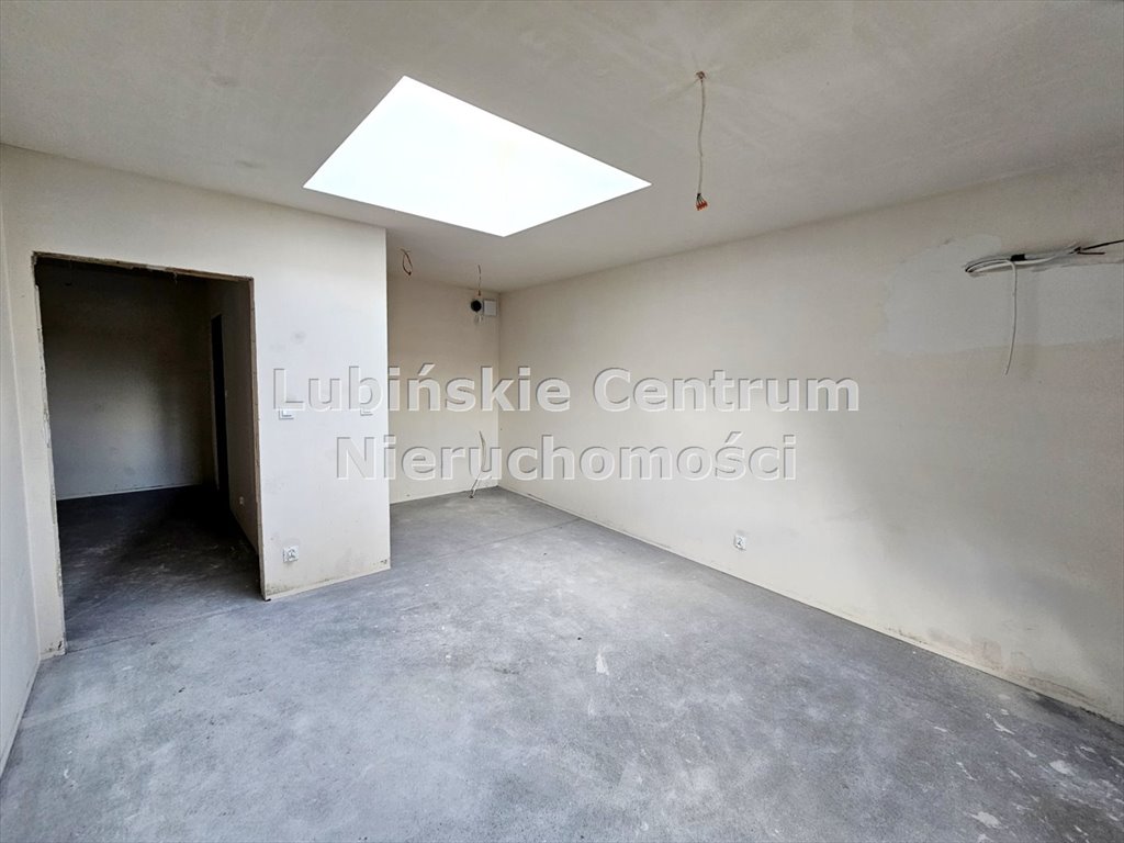 Na sprzedaż przestronne mieszkanie 42,5 m² w Lubinie Lubin, Centrum  42m2 Foto 1