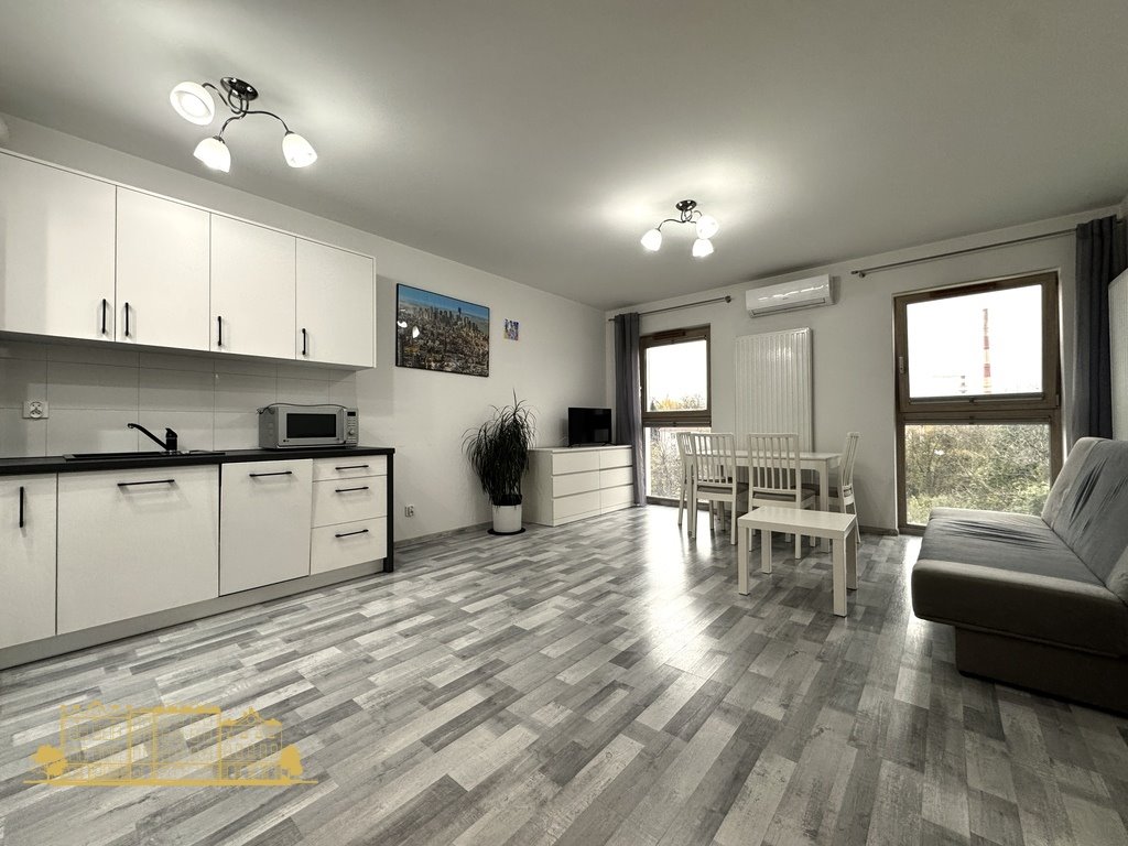Polecam komfortowe 33 m² mieszkanie z klimatyzacją w Krakowie Kraków, Czyżyny, Czyżyny, Na Łąkach  33m2 Foto 1