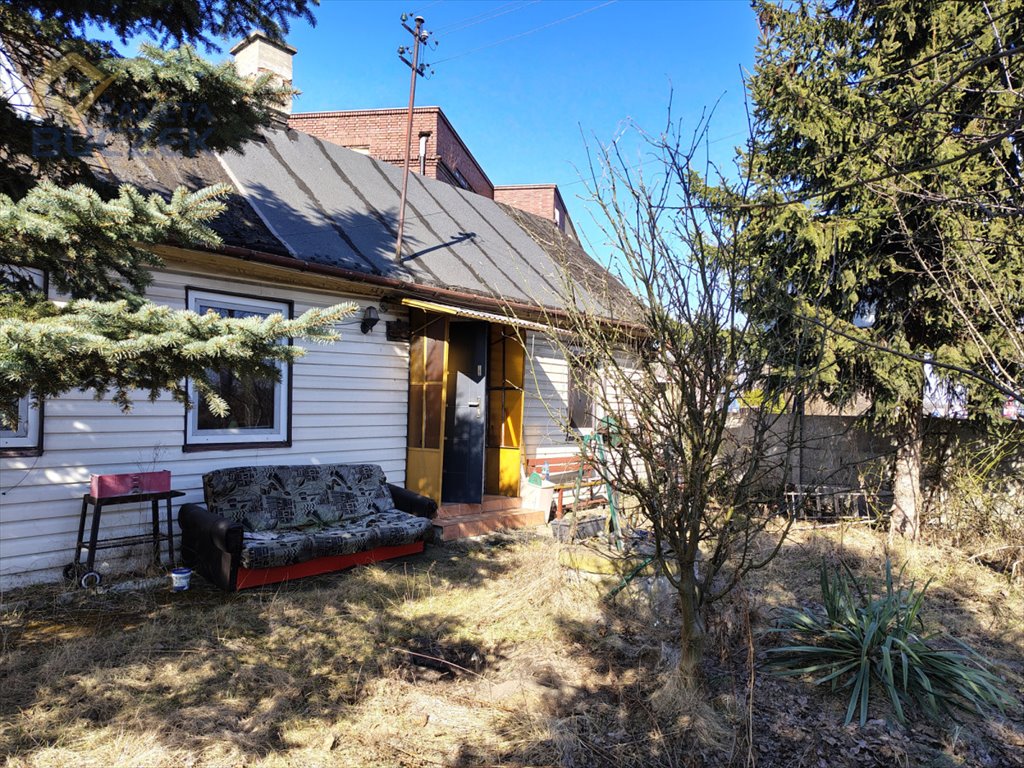 Działka z budynkiem przy trasie 92 – inwestycja lub dom Łowicz, Zamkowa  295m2 Foto 1