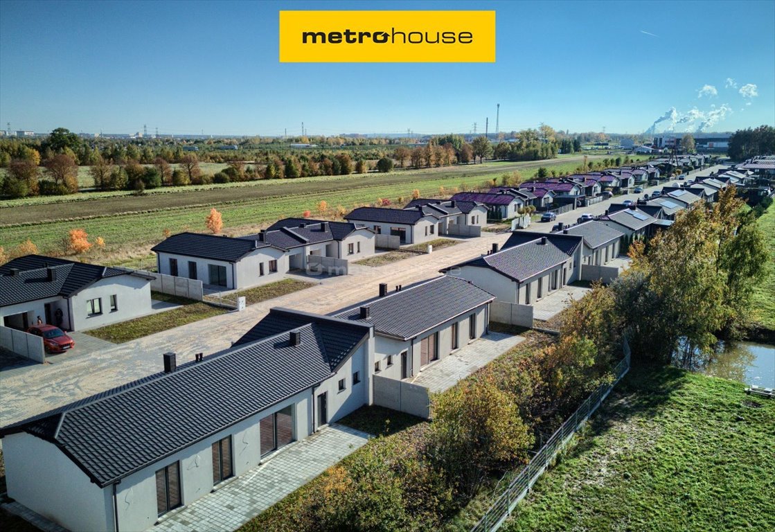 Nowoczesny dom 106 m² z garażem i ogrodem w Ławach Ławy  106m2 Foto 1