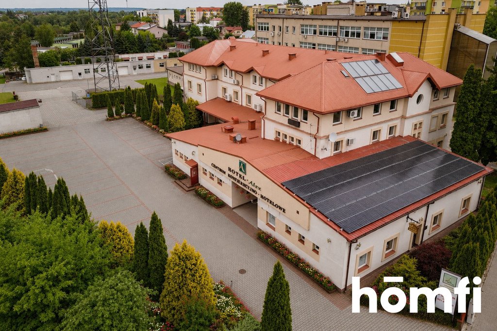 Sprzedam obiekt usługowy 2200 m² z pokojami i salami konferencyjnymi Zamość, Stefana Okrzei  2 200m2 Foto 1