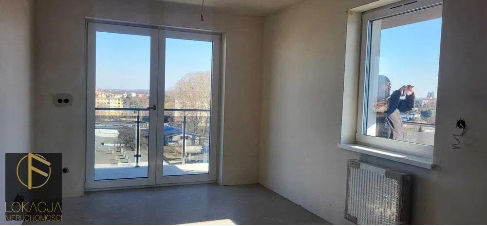 Mieszkanie trzypokojowe na sprzedaż Kalisz  52m2 Foto 1