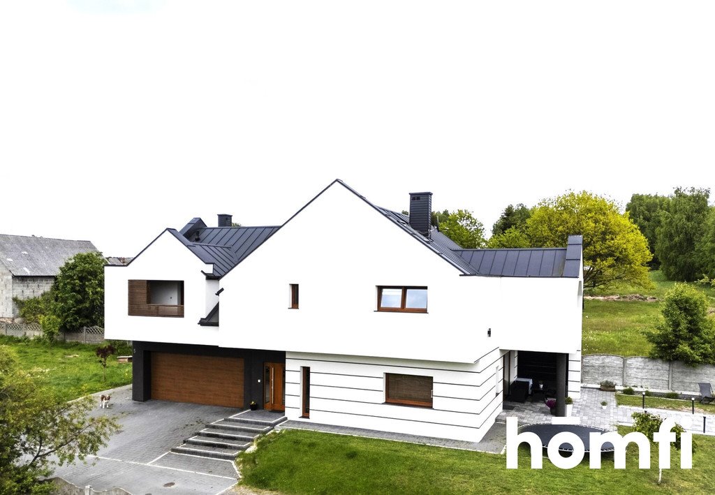 Nowoczesny dom 265 m² z dużą działką i widokiem Tumlin-Podgród  265m2 Foto 1