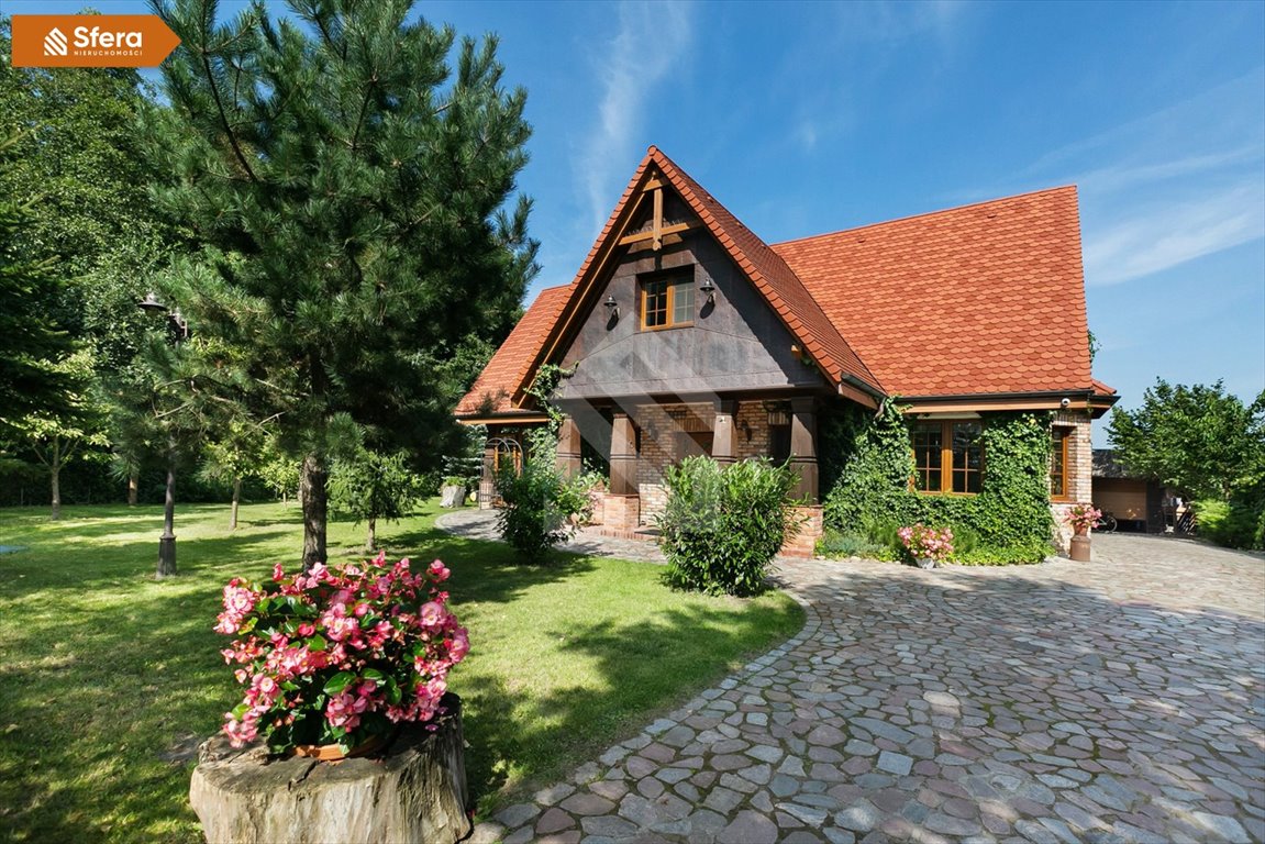 Urokliwa willa w stylu wiejskim z stawem i lasem Pyszczyn  254m2 Foto 1