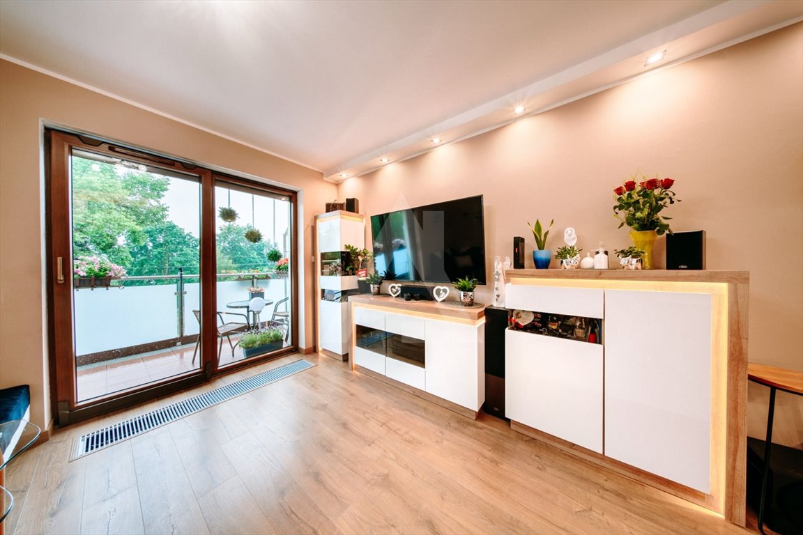 Mieszkanie trzypokojowe na sprzedaż Osielsko  68m2 Foto 2