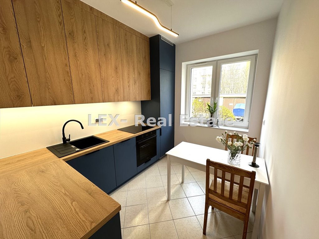 Ursus, 48 m2, jasna kuchnia, dwa pokoje, blisko komunikacji Warszawa, Ursus  48m2 Foto 1