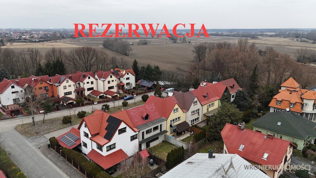 Dom z garażem w stanie surowym zamkniętym, 4 pokoje Oława, Hugona Kołłątaja  135m2 Foto 1