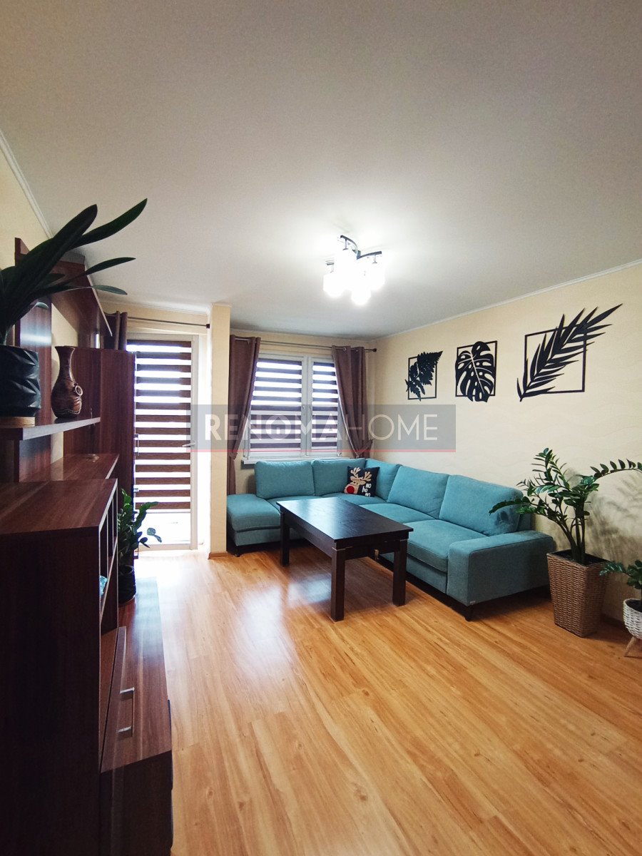 Mieszkanie trzypokojowe na sprzedaż Lubin  52m2 Foto 1