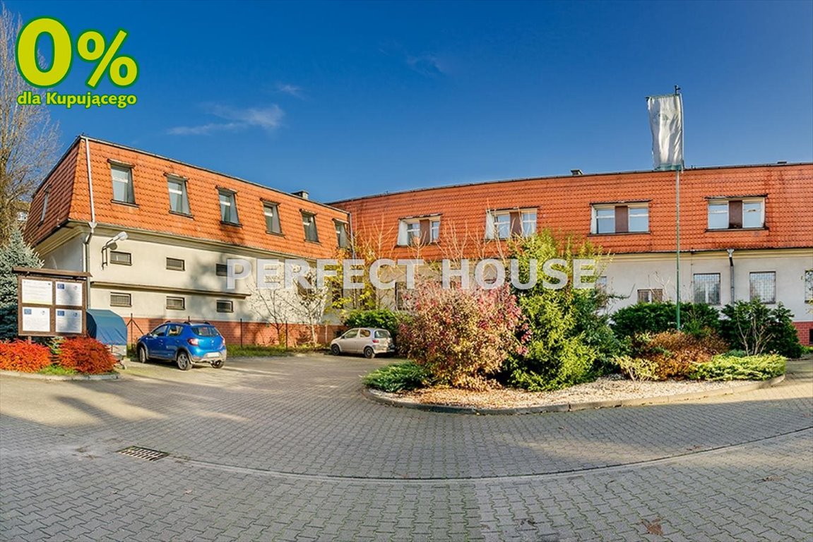 Obiekt biurowy 1970 m² z parkingiem, centrum Góra - polecam! Góra, Podwale  1 970m2 Foto 1