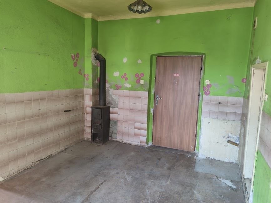 Dwupokojowe mieszkanie do remontu, centrum Dąbrowy Górniczej Dąbrowa Górnicza, Centrum  40m2 Foto 1