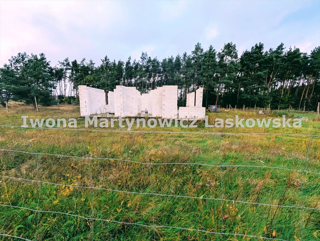 Dom z rozpoczętą budową przy lesie w Orzeszkowie Orzeszków  164m2 Foto 1