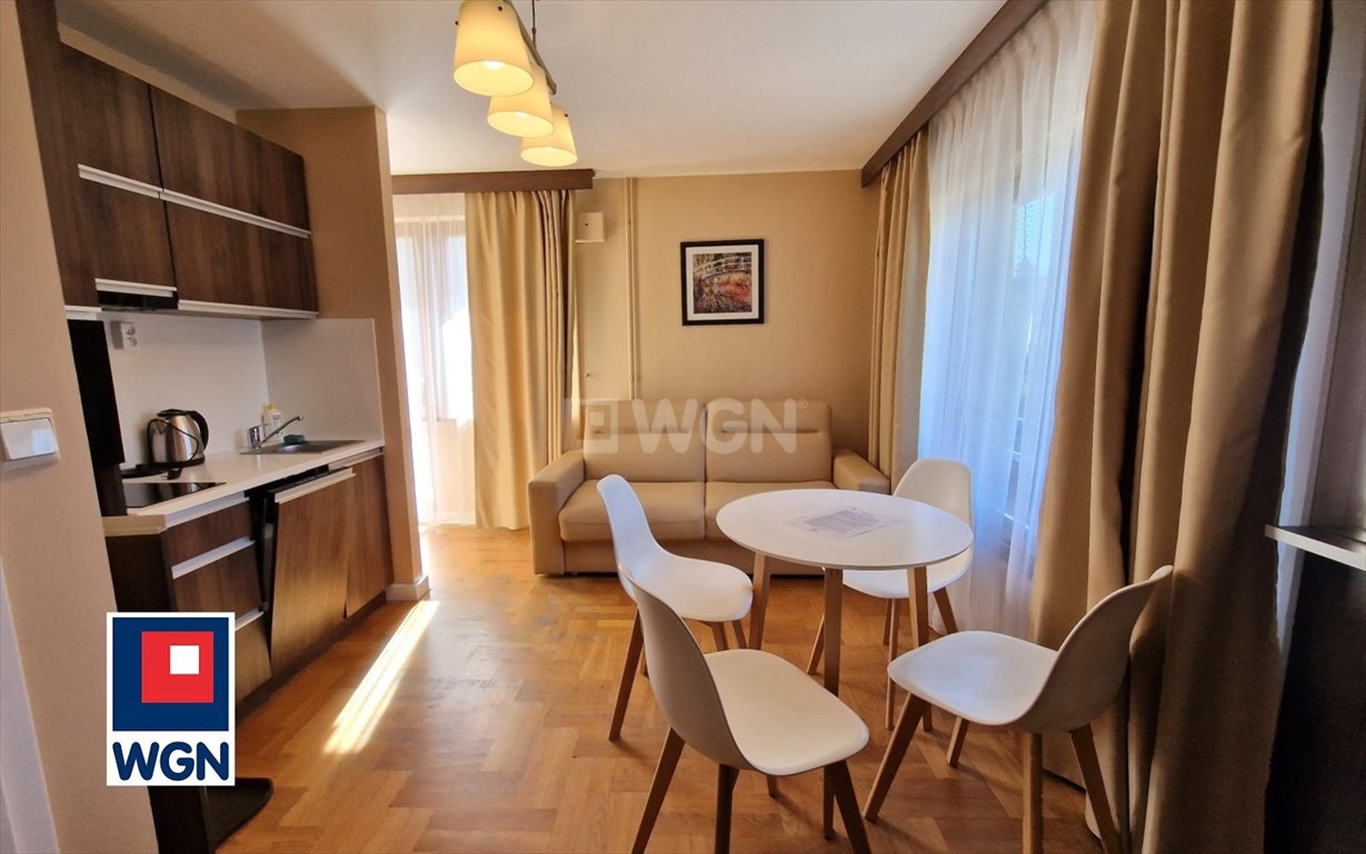 Pensjonat 14 pokoi, 580 m2, centrum Wisły, gotowy do sprzedaży Wisła, centrum  580m2 Foto 1