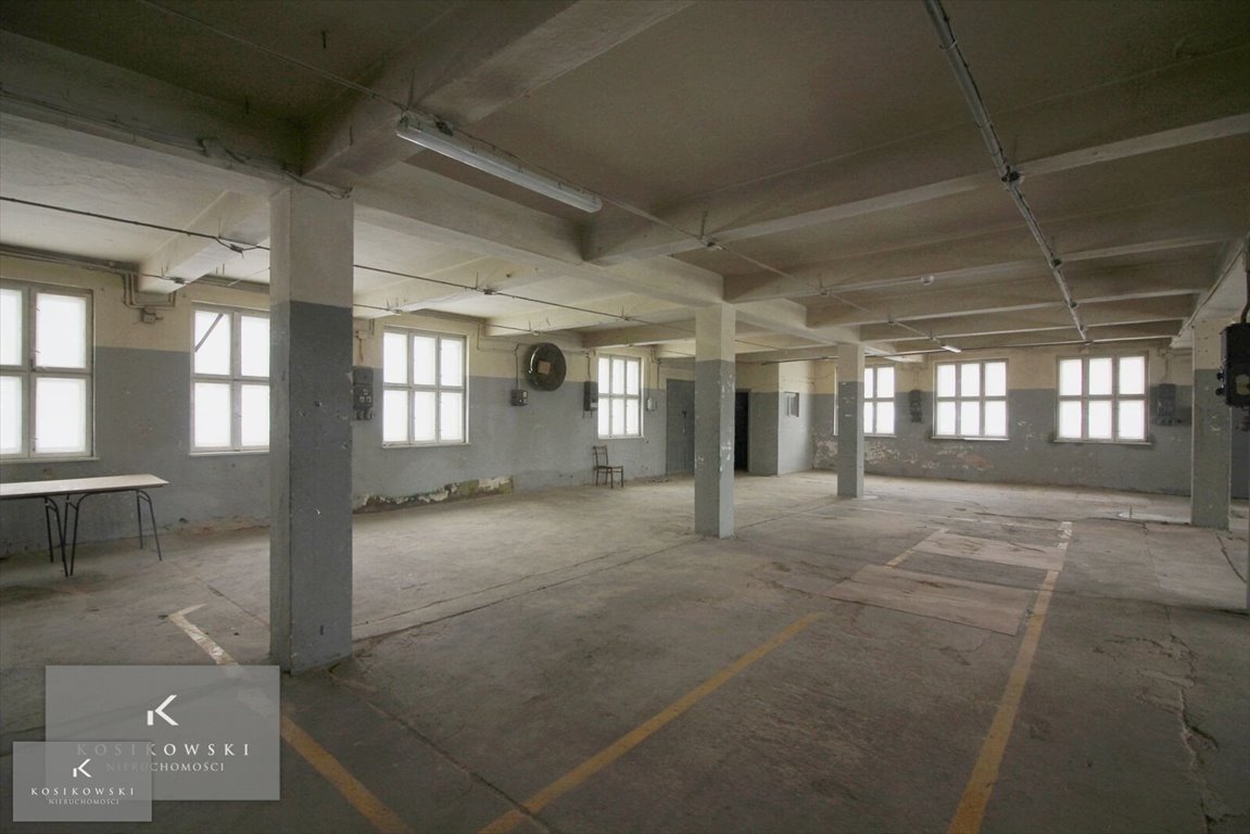 Lokal użytkowy na wynajem Namysłów  200m2 Foto 2