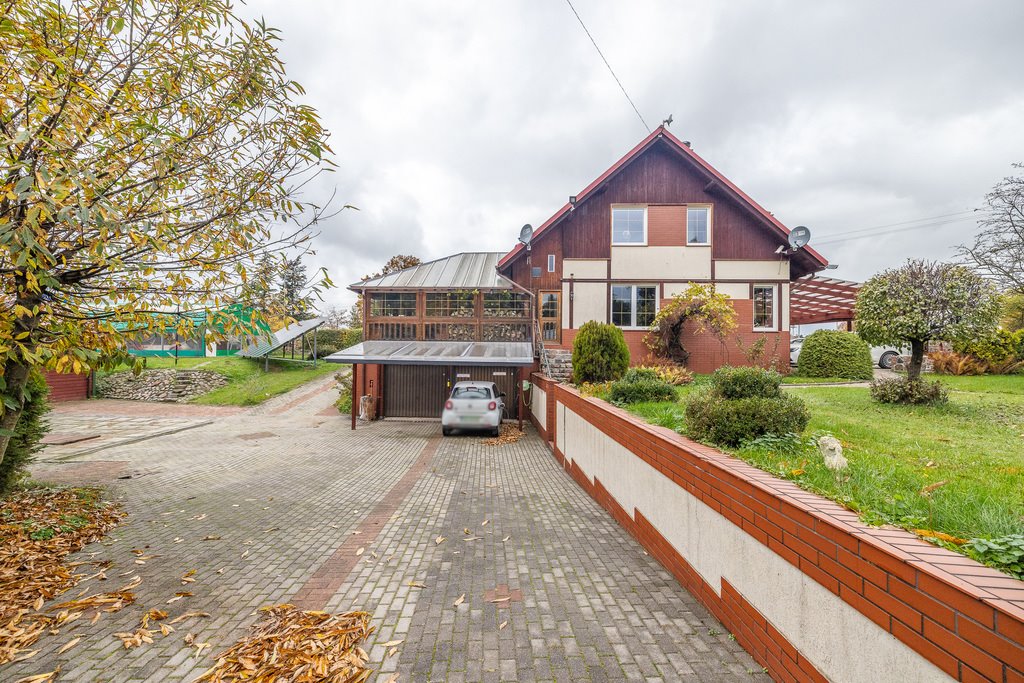 Urokliwy dom z basenem i ogrodem w sercu Kaszub Borkowo, Kartuska  180m2 Foto 1