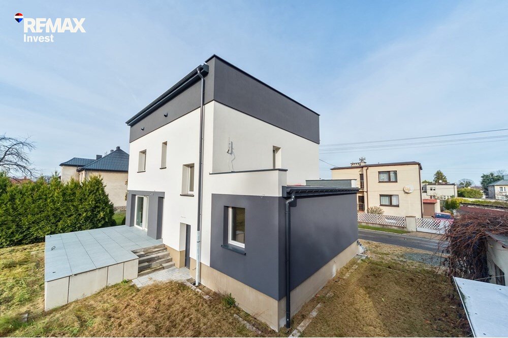 Na sprzedaż przestronny dom 165 m² z dużą działką 1371 m² w Pszczynie Pszczyna, Aleksandra Fredry 3  203m2 Foto 1