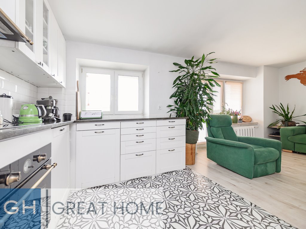 Mieszkanie na sprzedaż Zielonka, Młodzieżowa  81m2 Foto 1