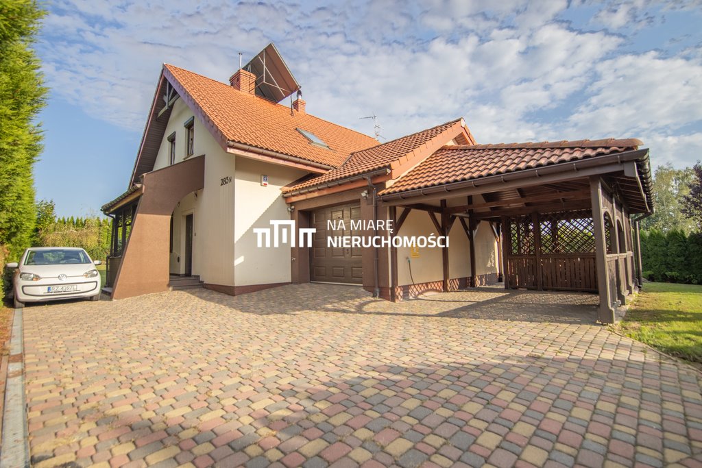 Komfortowy dom z garażem, nowoczesnym wykończeniem i widokiem Racławówka  194m2 Foto 1