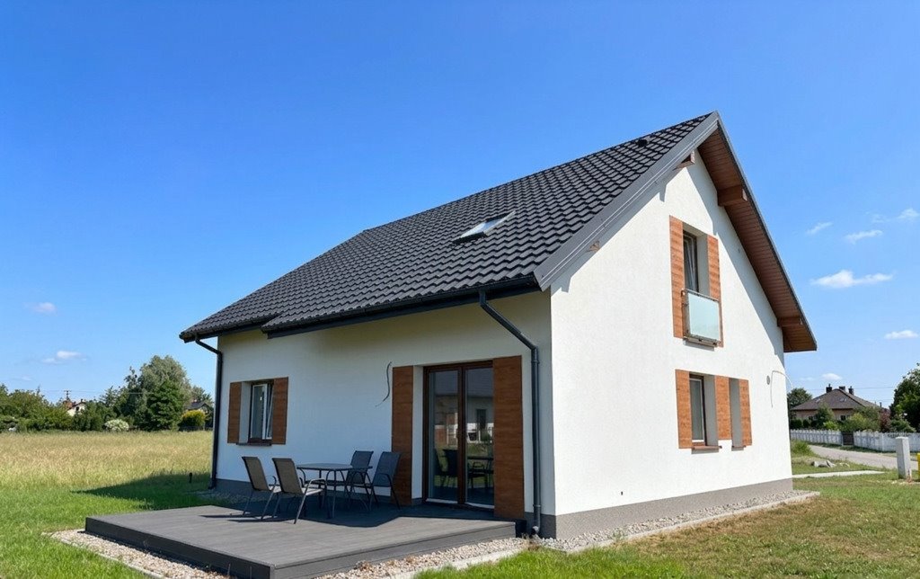 Nowoczesny dom 146 m² z tarasem, energooszczędny - polecam! Dąbrówki  146m2 Foto 1